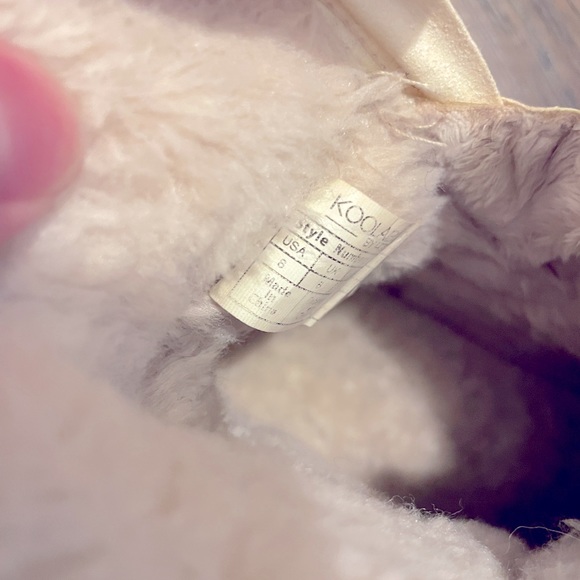 Koolaburra by UGG White Boots Size 8 IMREE MOTO waterproof - Picture 11 of 16